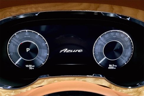 Used 2024 Bentley Bentayga image 10