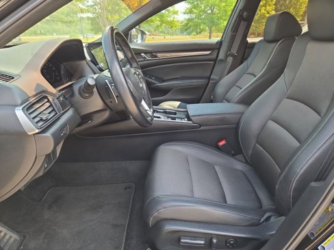 Used 2022 Honda Accord Sport image 17