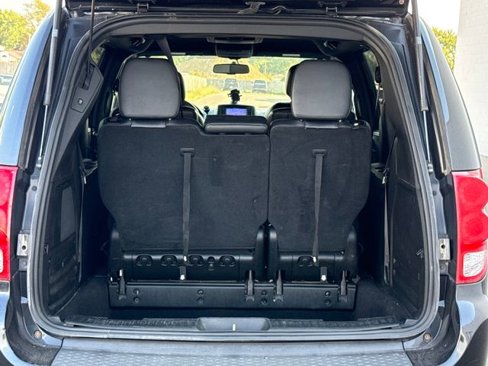 Used 2018 Dodge Grand Caravan GT image 9