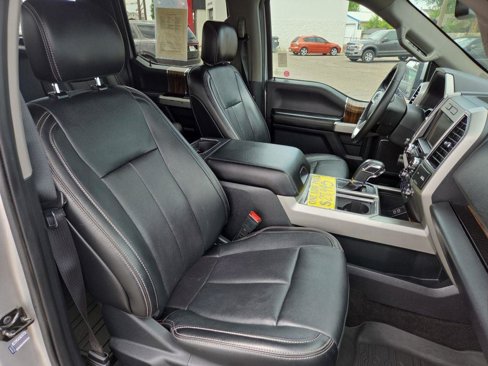 Used 2019 Ford F150 Lariat w/ FX4 Off-Road Package image 31