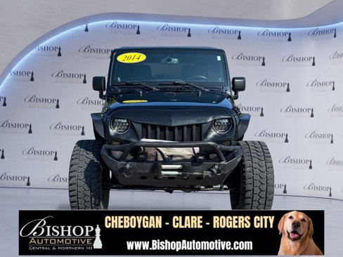 Used 2014 Jeep Wrangler Unlimited Sahara w/ Dual Top Group image 16
