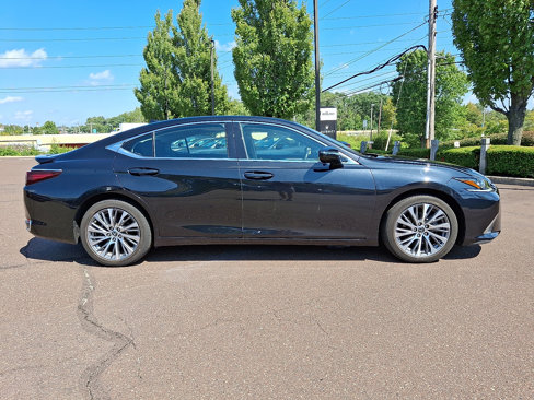 Used 2021 Lexus ES 250 w/ Premium Package image 7