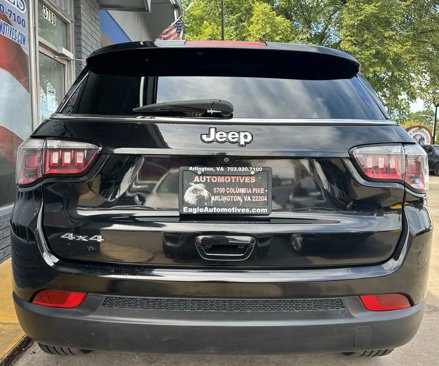 Used 2017 Jeep Compass Latitude w/ Popular Equipment Group image 4