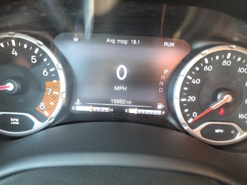 Used 2020 Jeep Renegade Limited image 3