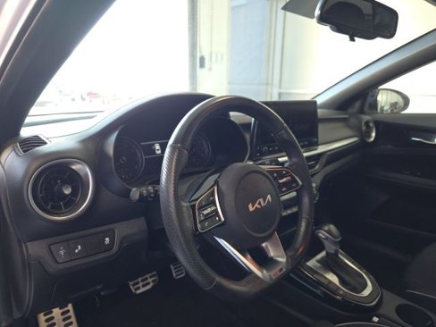 Used 2022 Kia Forte GT-Line image 36