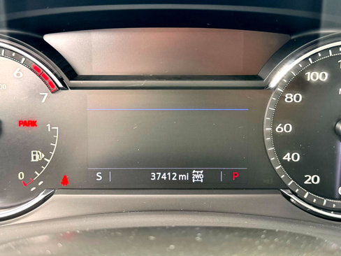 Used 2022 Cadillac XT4 Premium Luxury w/ Enhanced Visibility Package image 19
