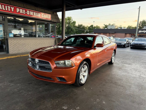 Used 2011 Dodge Charger SE image 1