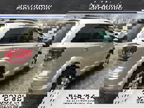 Used 2010 Dodge Journey SXT image 27