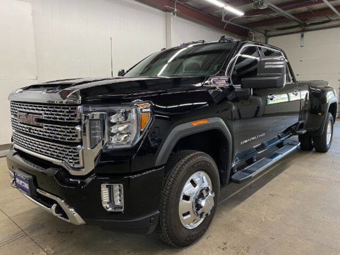 Used 2021 GMC Sierra 3500 Denali w/ Denali Ultimate Package image 8