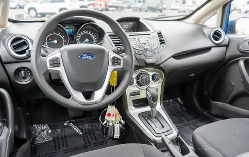 Used 2018 Ford Fiesta SE image 12