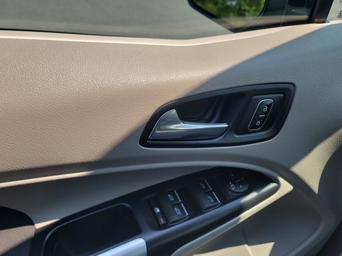 Used 2019 Ford Transit Connect XLT w/ XLT Premium Package image 29