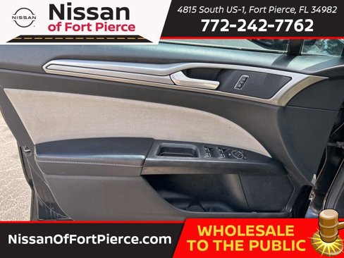 Used 2017 Ford Fusion S image 10