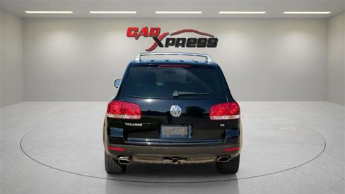 Used 2005 Volkswagen Touareg V8 image 10