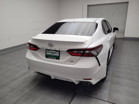 Used 2022 Toyota Camry SE image 7