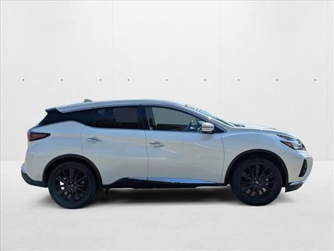 Used 2023 Nissan Murano SL w/ SL Moonroof Package image 4