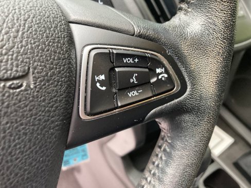 Used 2017 Ford Escape SE w/ SE Leather Comfort Package image 43