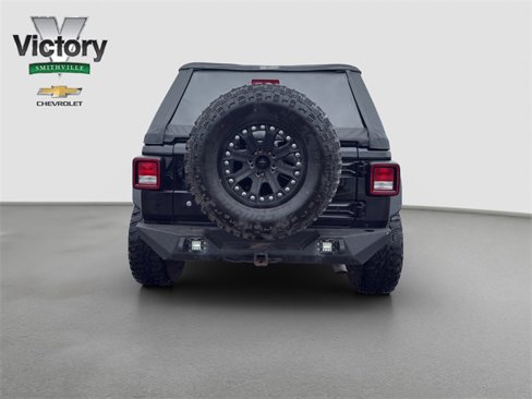 Used 2018 Jeep Wrangler Unlimited Sport image 5