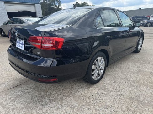 Used 2015 Volkswagen Jetta TDI image 5