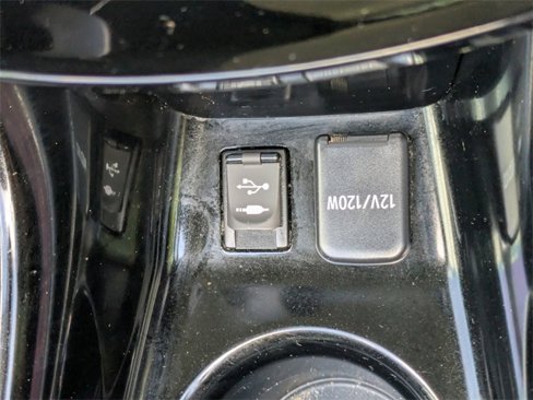 Used 2019 Toyota Prius Prime Premium image 22