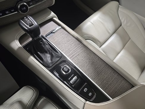 Used 2021 Volvo XC90 T6 Inscription w/ Advanced Package image 14