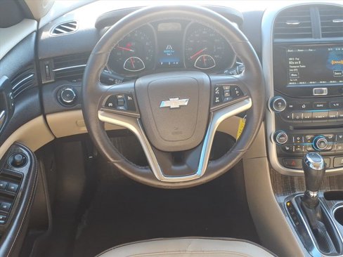 Used 2015 Chevrolet Malibu LT w/ Leather Package image 4