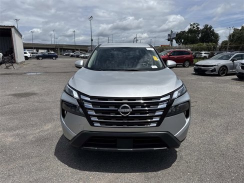 Used 2024 Nissan Rogue SV image 5