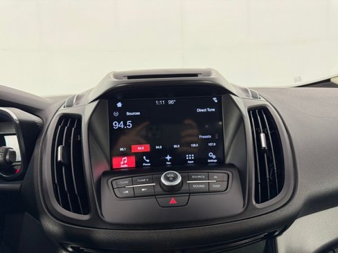 Used 2017 Ford C-MAX Energi SE w/ Equipment Group 401A image 20