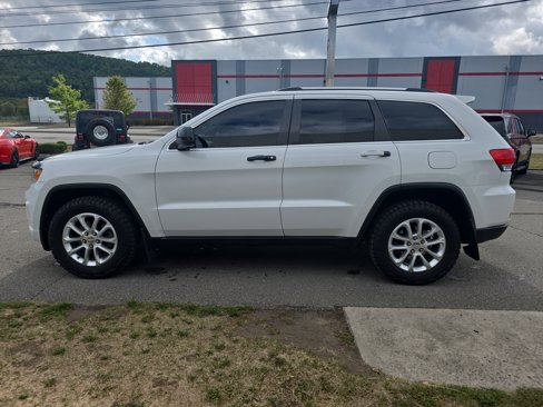 Used 2016 Jeep Grand Cherokee Laredo w/ Quick Order Package 23E image 7