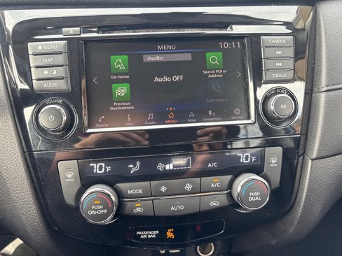 Used 2020 Nissan Rogue SV w/ Premium Package image 22