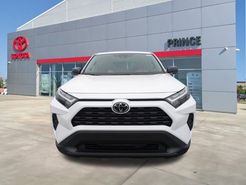 New 2025 Toyota RAV4 LE image 9