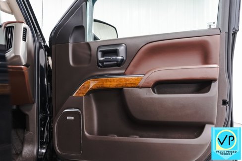 Used 2018 Chevrolet Silverado 1500 High Country image 37