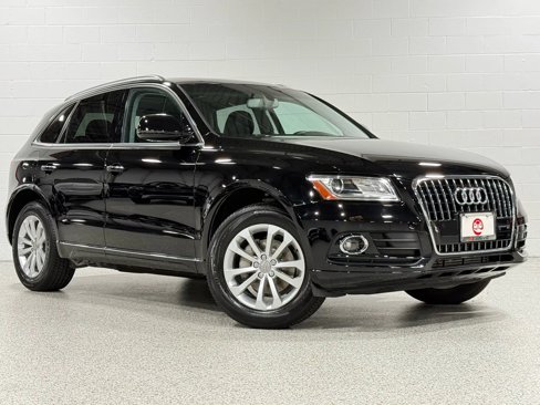 Used 2016 Audi Q5 2.0T Premium Plus w/ Technology Package image 4