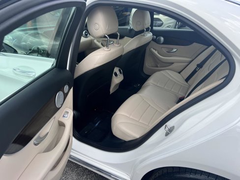 Used 2021 Mercedes-Benz C 300 Sedan image 16