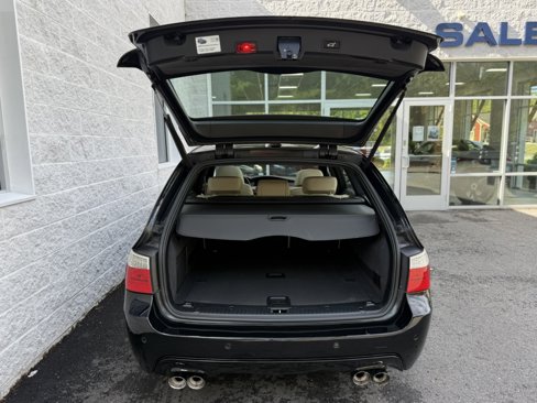 Used 2008 BMW 535xi Wagon image 37