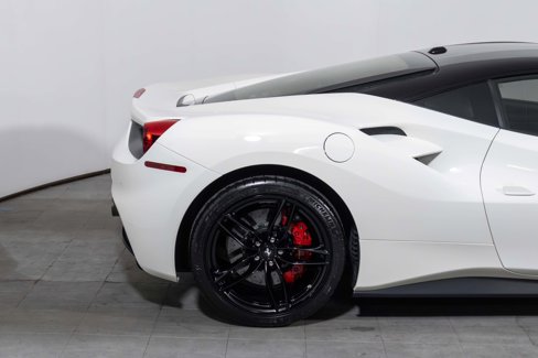 Used 2016 Ferrari 488 GTB image 11