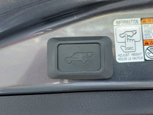 Used 2016 Toyota RAV4 XLE image 33