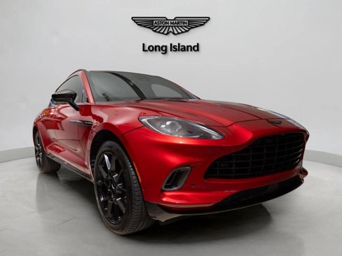 Used 2022 Aston Martin DBX image 3