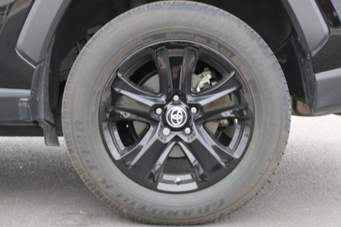 Used 2023 Toyota RAV4 XLE image 11