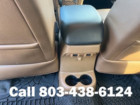 Used 2014 Jeep Wrangler Unlimited Sahara w/ Connectivity Group image 17