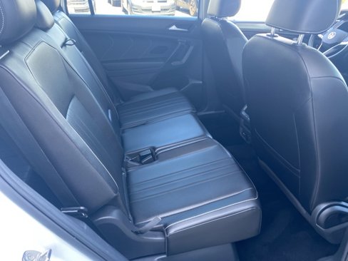 Certified 2022 Volkswagen Tiguan SE image 23