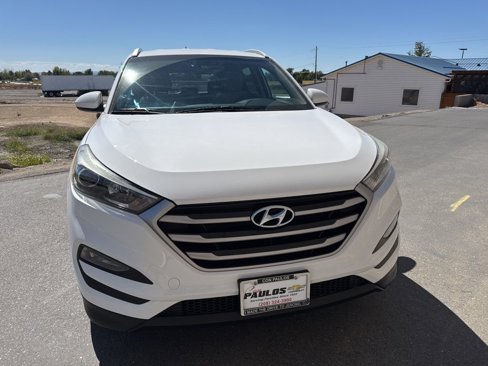 Used 2017 Hyundai Tucson SE image 2