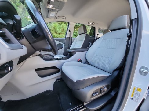 Certified 2020 GMC Terrain SLE w/ Driver Convenience Package image 23