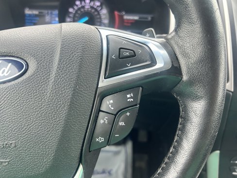 Used 2019 Ford Edge SEL w/ Equipment Group 201A image 26
