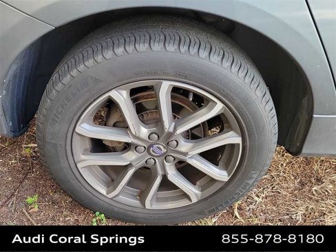 Used 2016 Volvo XC60 T5 Premier w/ Proximity Package image 23