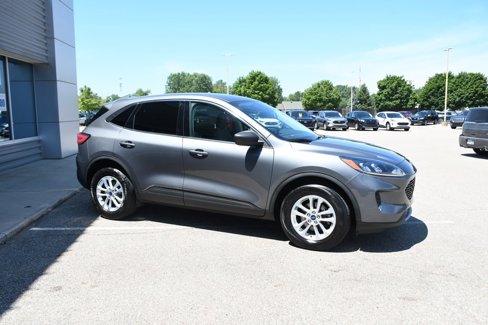 Used 2022 Ford Escape SE w/ Cold Weather Package image 8