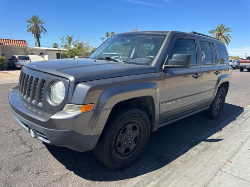 Used 2016 Jeep Patriot Sport image 1