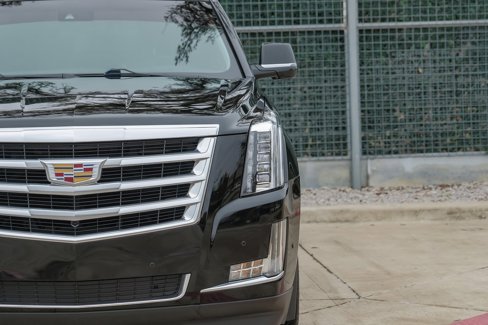 Used 2017 Cadillac Escalade ESV Luxury image 50