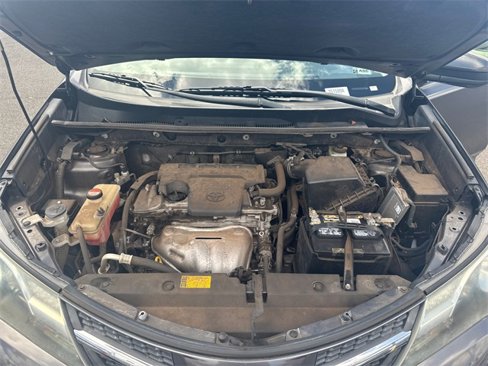 Used 2015 Toyota RAV4 LE image 13