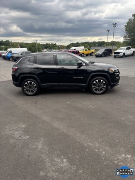Used 2022 Jeep Compass Limited w/ Sun and Sound Group image 4