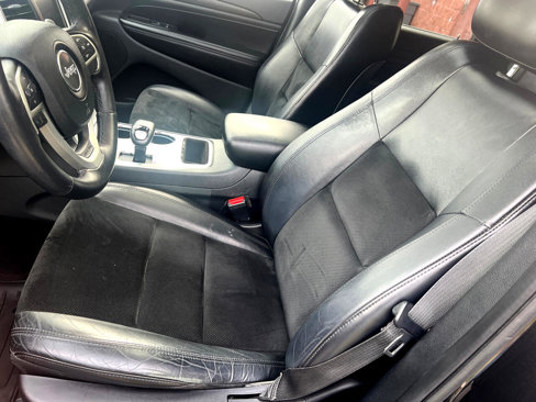Used 2015 Jeep Grand Cherokee Altitude image 23